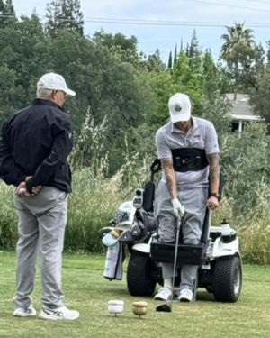 678897440 922544463940138 n